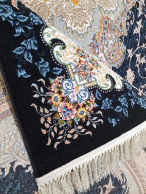 فرش طرح مانلی سرمه ای