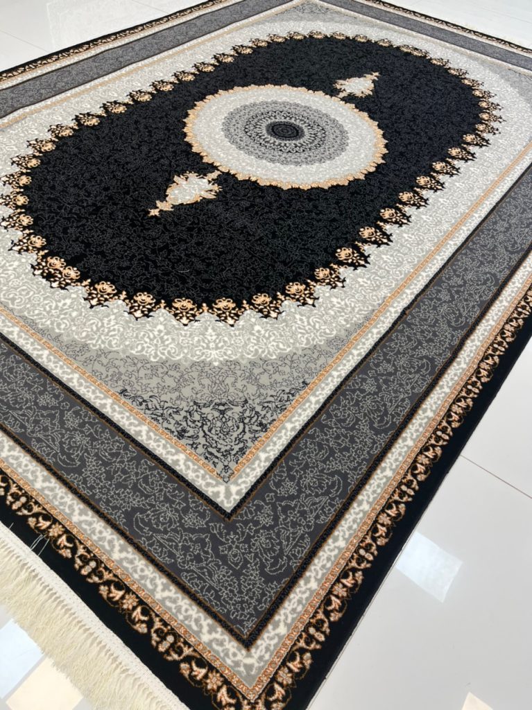 فرش مشکی طلایی