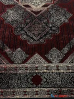 فرش قرمز لاکی طرح ساوین کاشان 1200شانه
