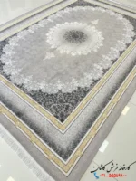 فرش 700 شانه گل برجسته طوسی طرح وارش کاشان