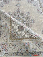 فرش کرم طلایی گل برجسته 1500 شانه طرح بهار