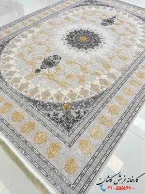 فرش کرم 700 شانه گل برجسته طرح آراگل کاشان