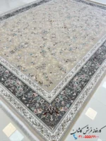 فرش بژ 1200 شانه افشان طرح آذین کاشان