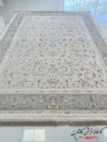 فرش نگار کرم نقره ای 1500 شانه کاشان