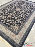 فرش 700 شانه ارزان قیمت رویان مشکی کاشان