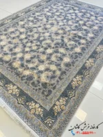 فرش افشان نقره ای طلاکوب 1200 شانه طرح اسپیرال کاشان