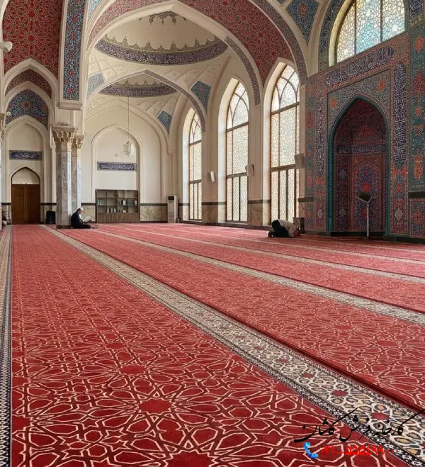 فرش سجاده ای تشریفاتی طرح رمضان قرمز 700 شانه
