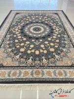 فرش ترنج 700شانه دودی طرح اصفهان کاشان