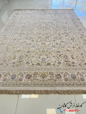 فرش کرم طلایی 1500شانه به گل کاشان