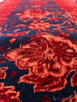 فرش ماشینی دستباف گلبهی لاکی هورام 1200شانه کاشان