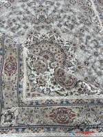فرش نقره ای برجسته 1200شانه تیام کاشان