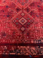 فرش قشقایی ماشینی لاکی 1200شانه طرح سیروان کاشان